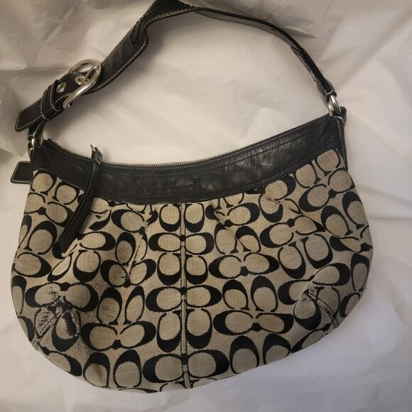 Coach Vintage Hamptons Signature C Hobo Handbag Tan & Black , No. M0963-F13740 - Picture 2 of 7